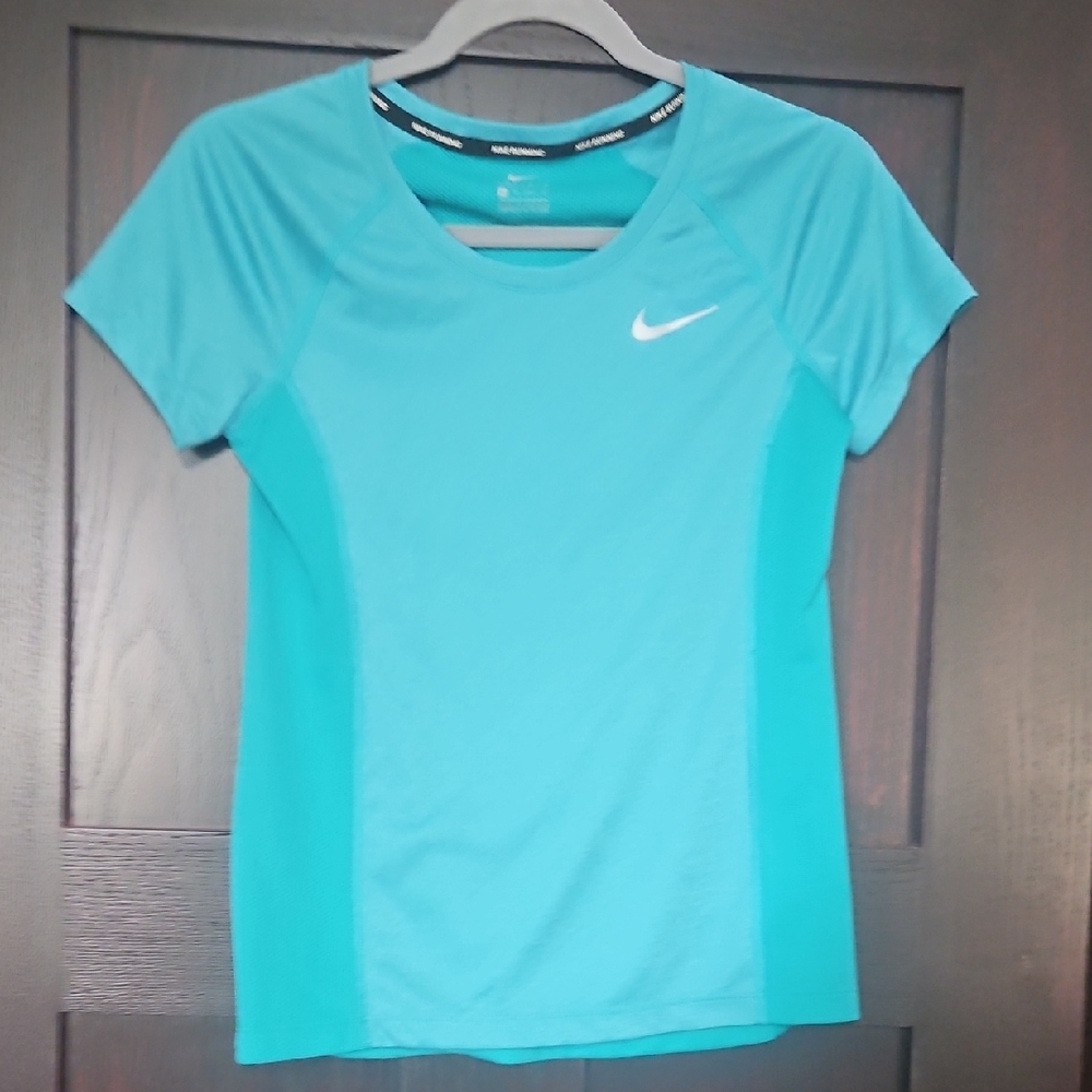 Nike Women's Teal Short Sleeve Tee